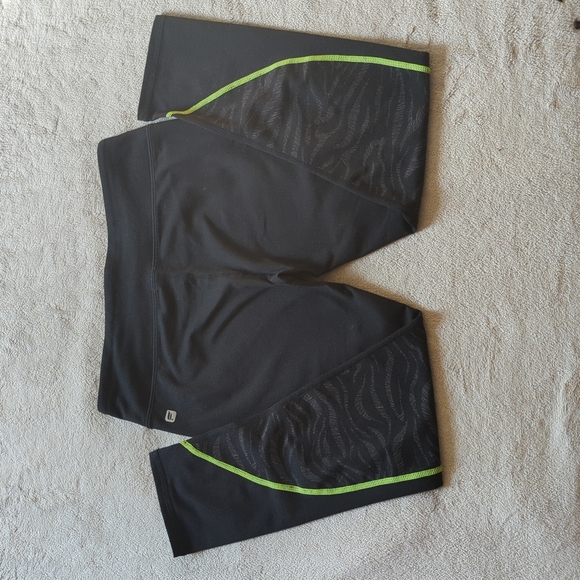 Fabletics Sydney Capri - Picture 2 of 6